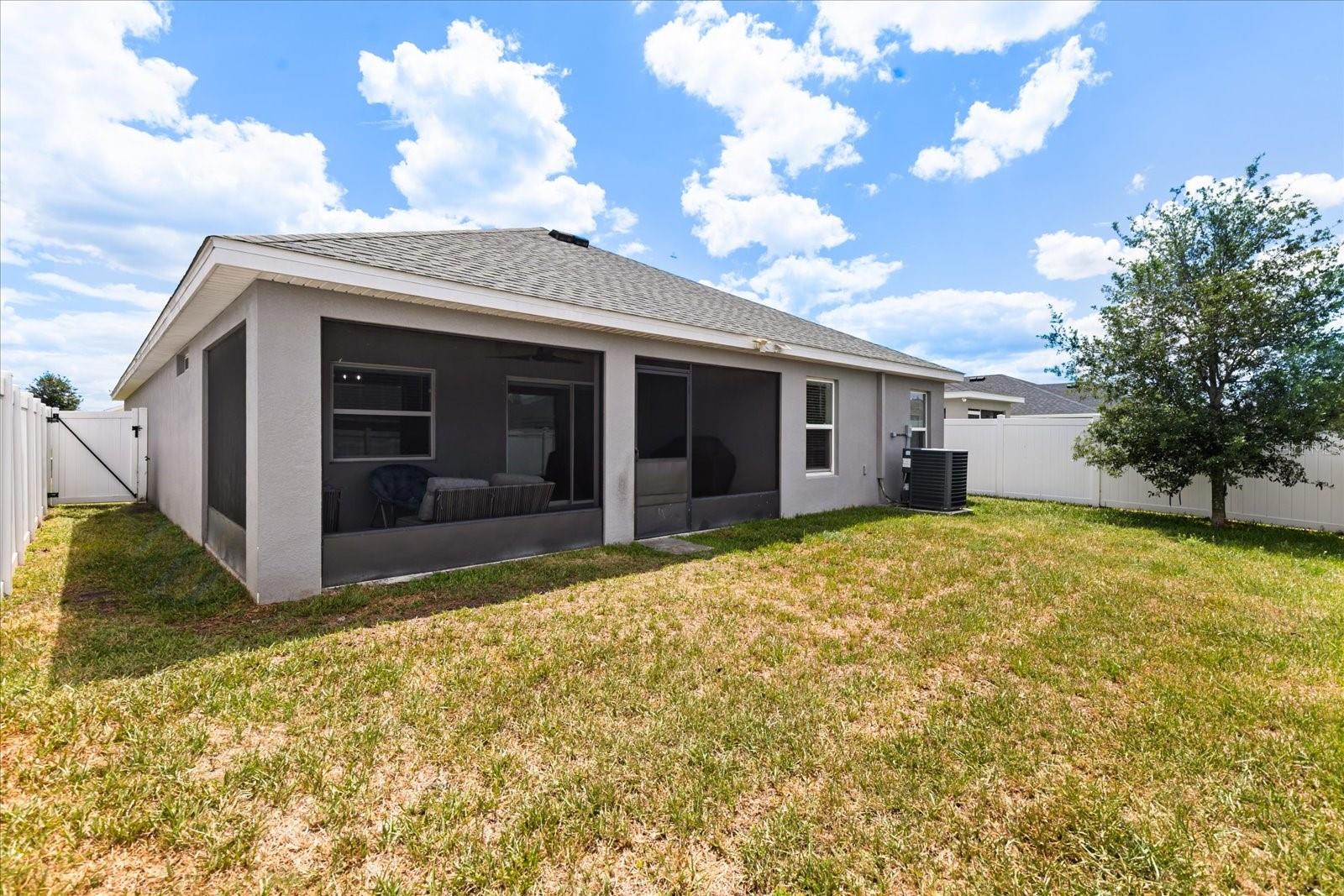 ENCLAVE/LK MYRTLE - Residential
