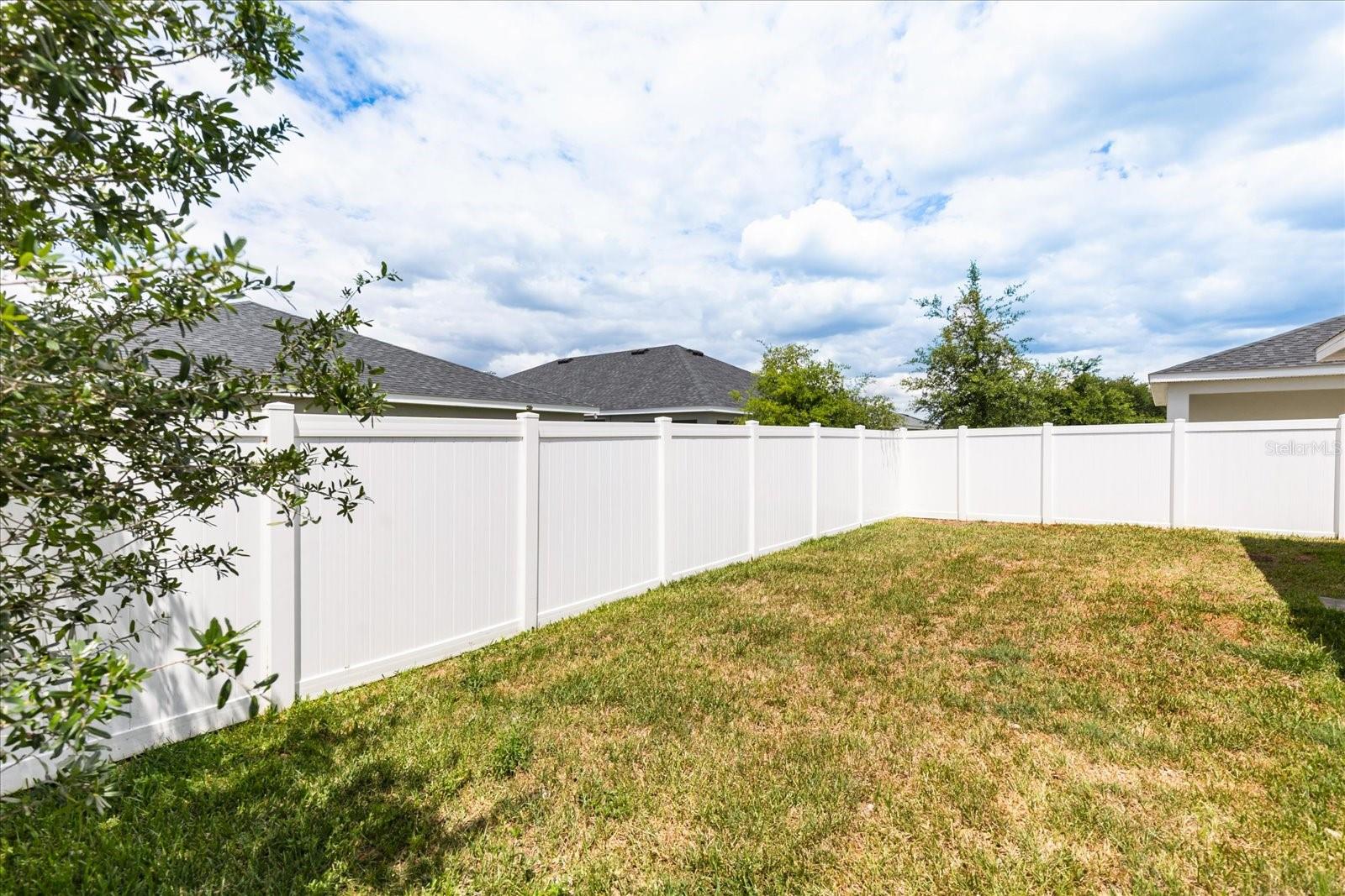 ENCLAVE/LK MYRTLE - Residential