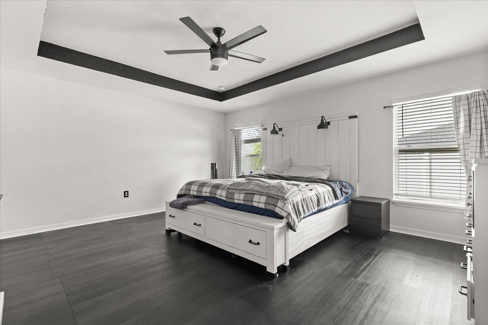 ENCLAVE/LK MYRTLE - Residential