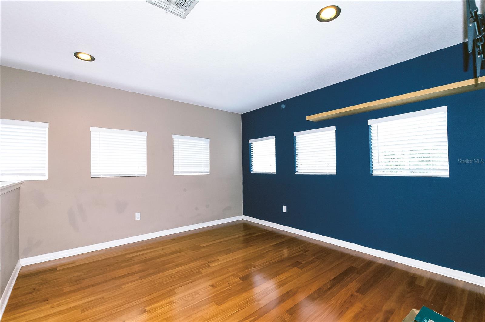 WESTCHASE SEC 211 - Residential