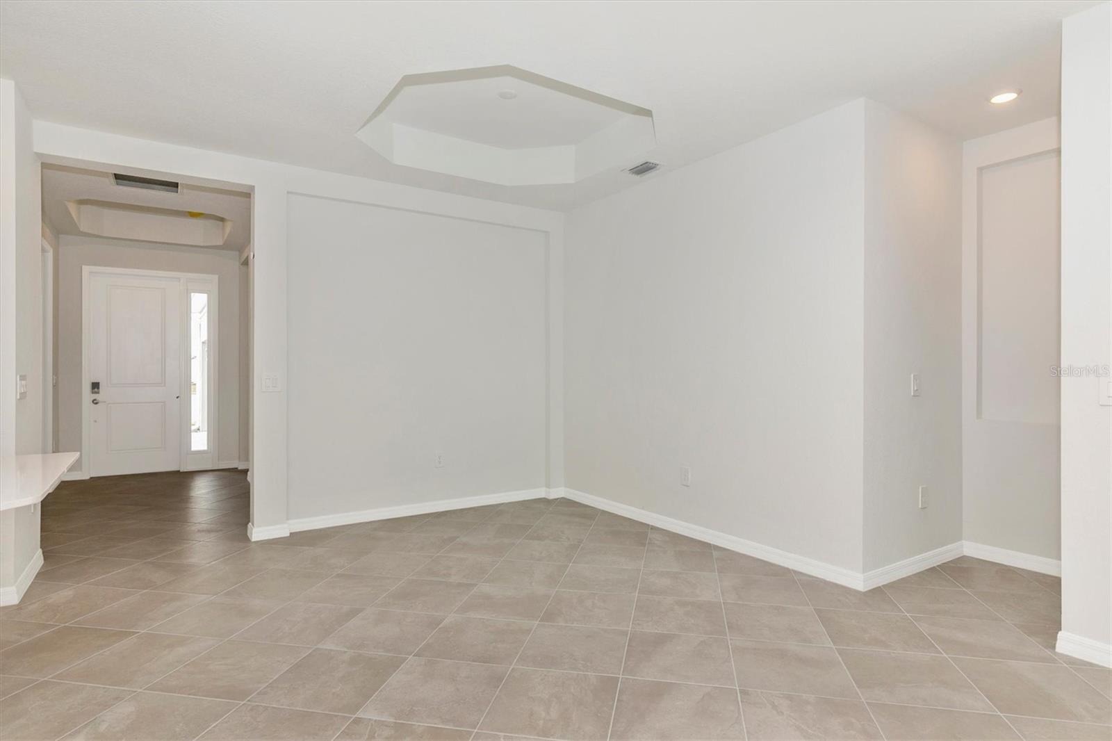 WELLEN PARK GOLF & COUNTRY CLUB - Residential Lease