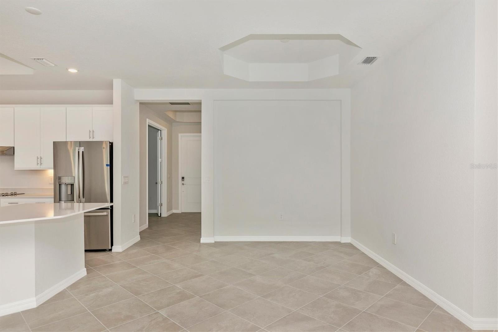WELLEN PARK GOLF & COUNTRY CLUB - Residential Lease