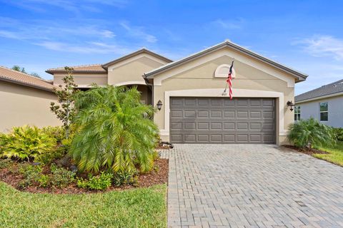 A home in WIMAUMA