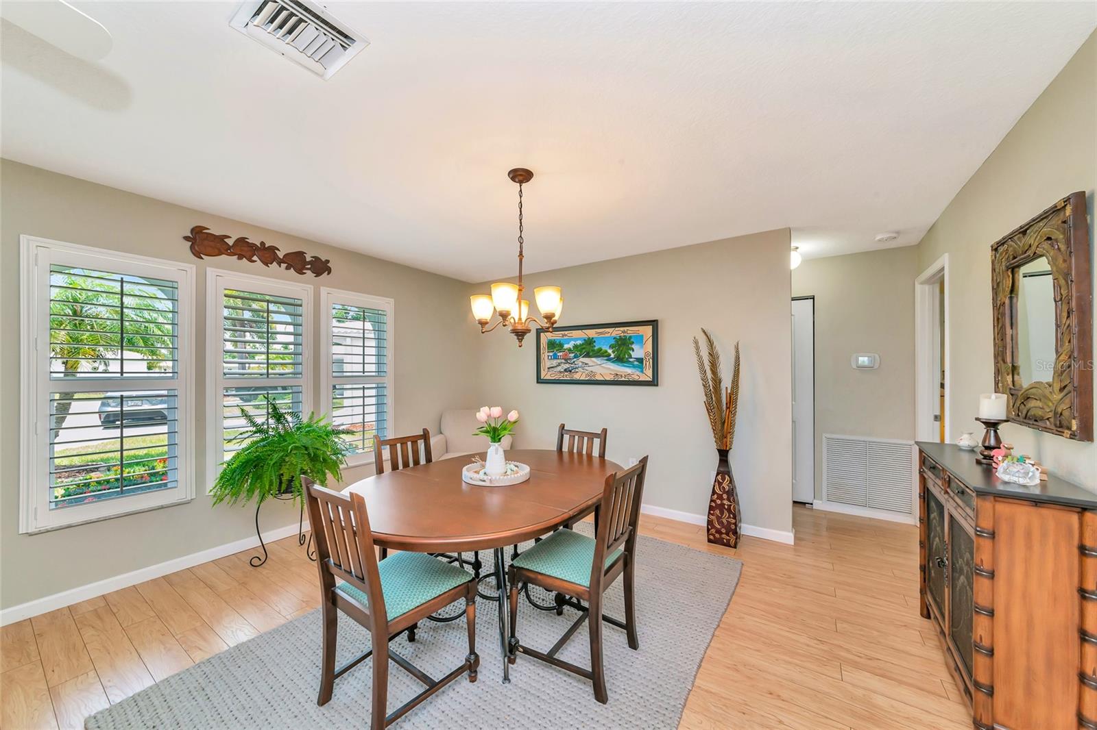 CIRCLE WOODS OF VENICE 1 - Residential