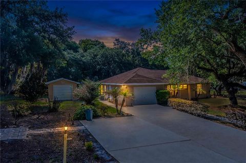 Photo of 33 Pinewood Drive, Haines City, FL 33844 (MLS # P4938797)