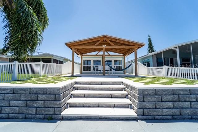 FLOR A MAR - Residential