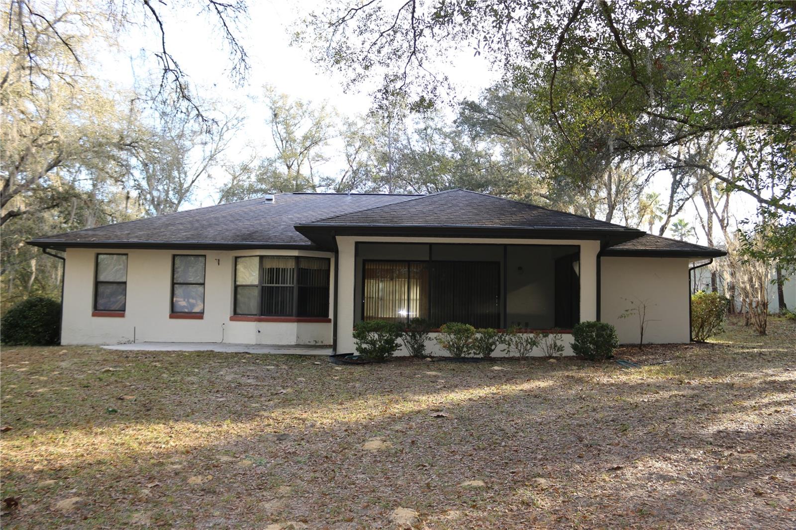 RAINBOW SPGS COUNTRY CLUB ESTATE - Residential Lease