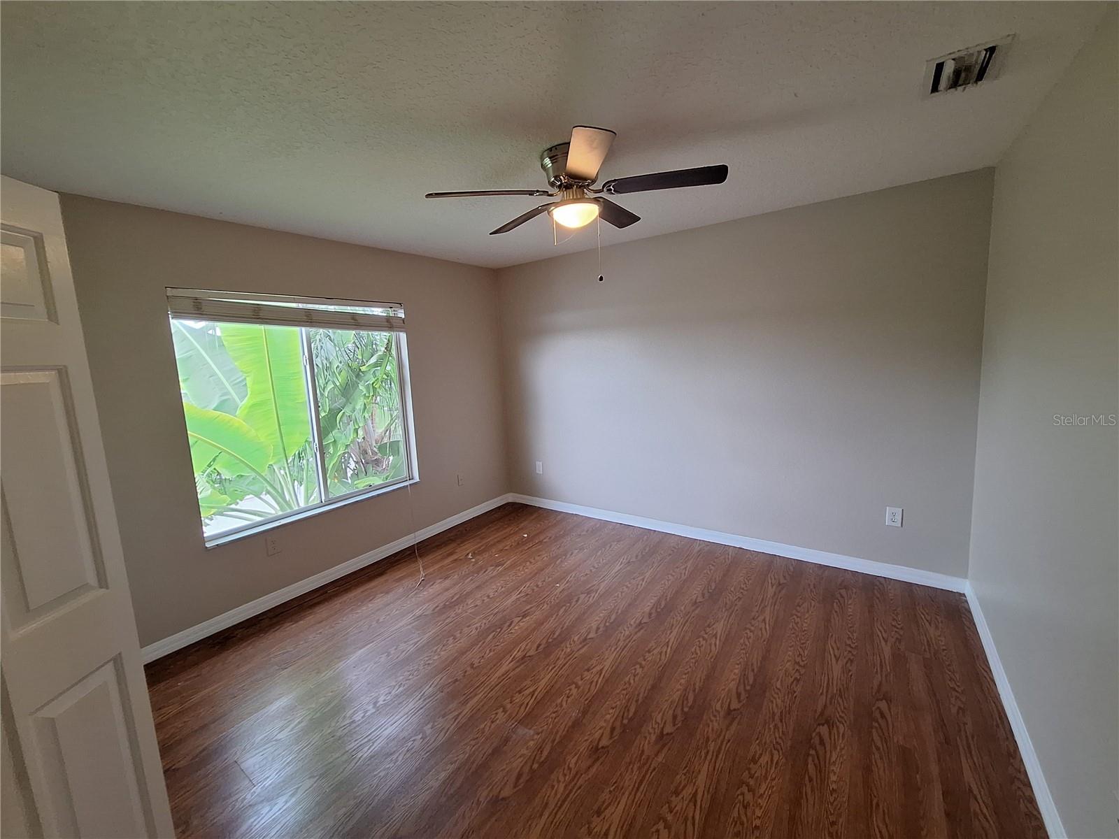 NORTHWOOD - Residential Lease