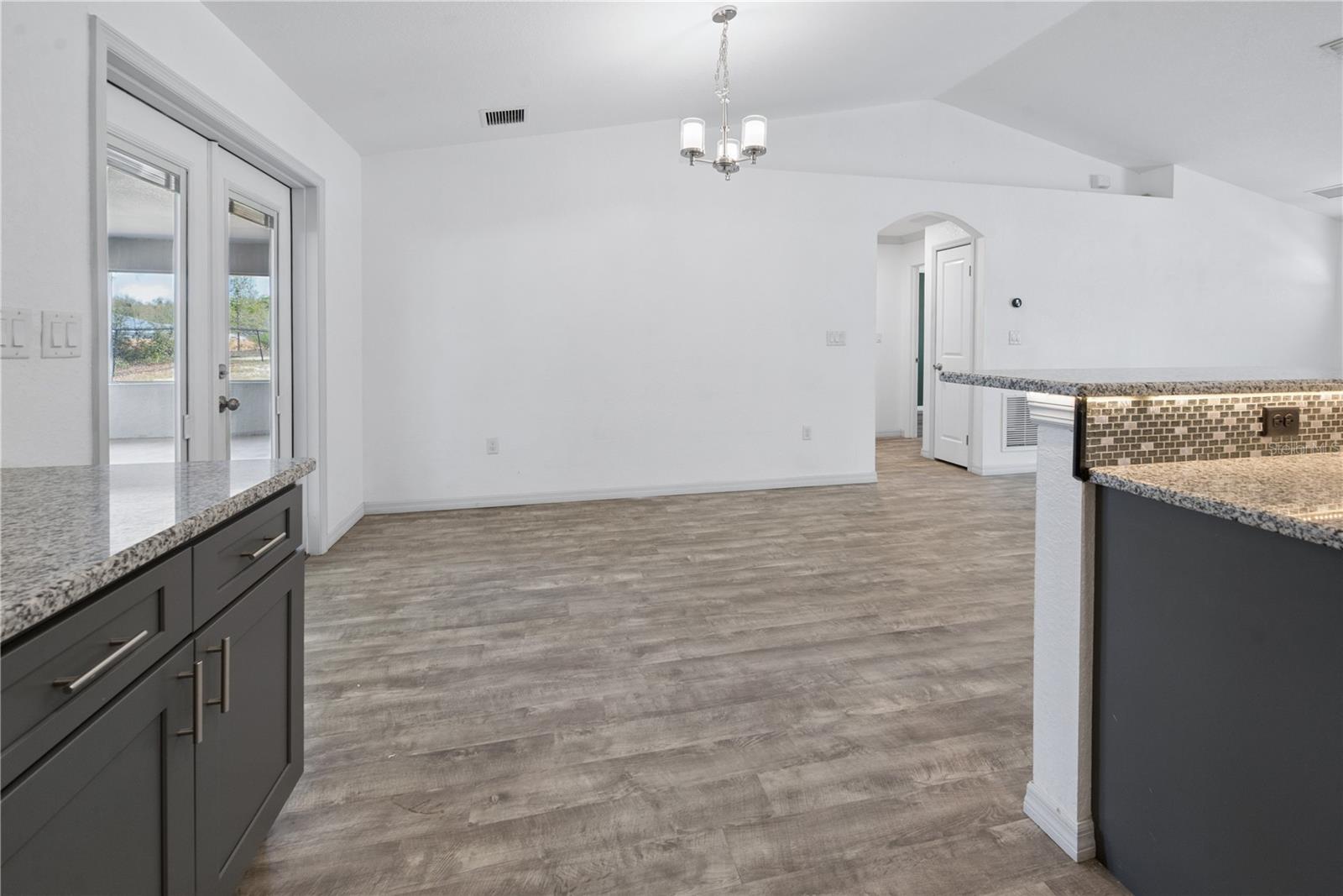 TOWN/BELL - Residential