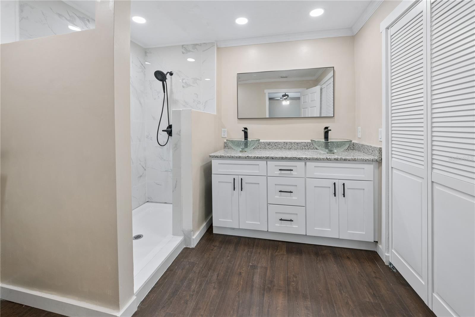 TOWN/BELL - Residential