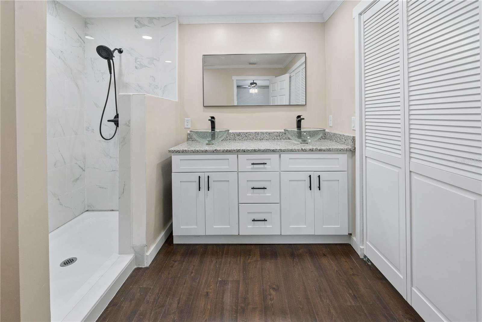 TOWN/BELL - Residential