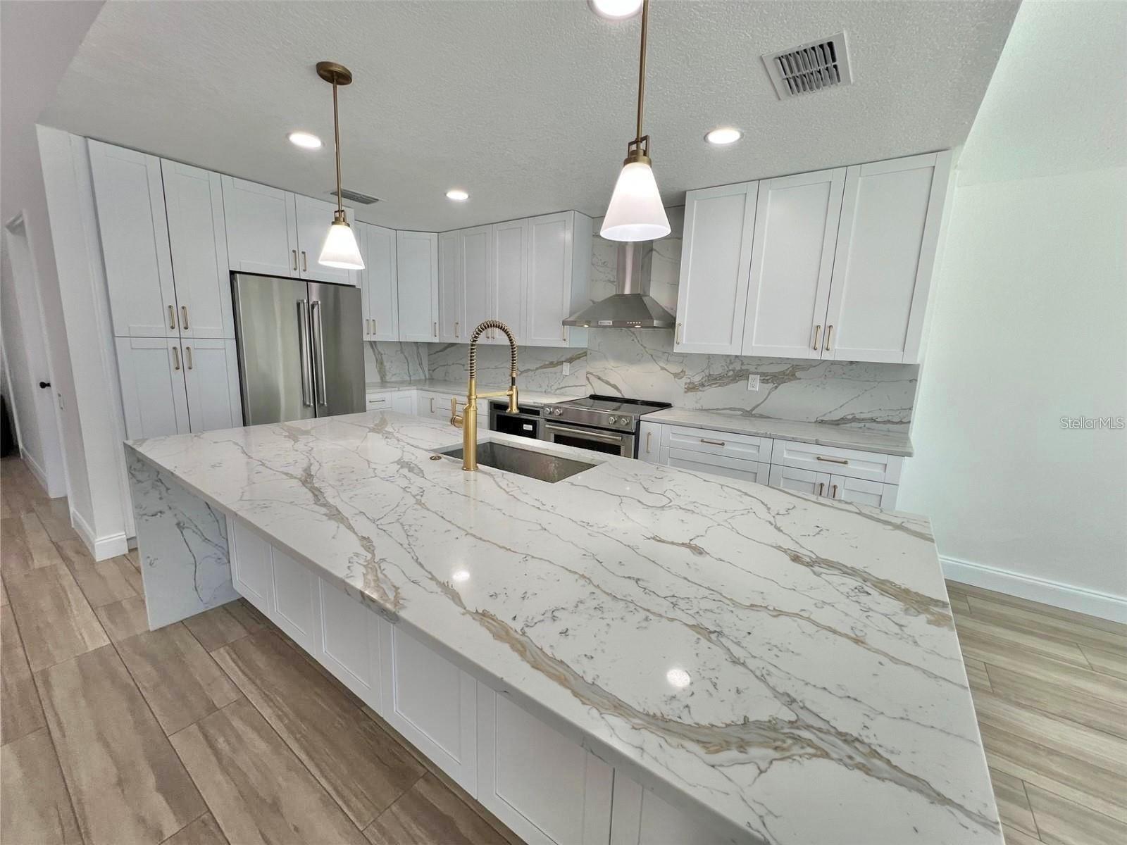 BAYSIDE VILLAGE - Residential