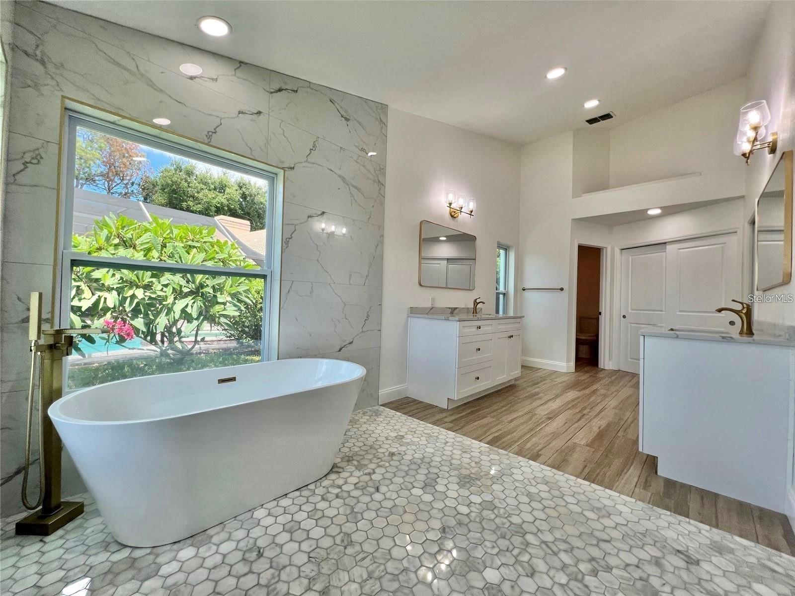 BAYSIDE VILLAGE - Residential