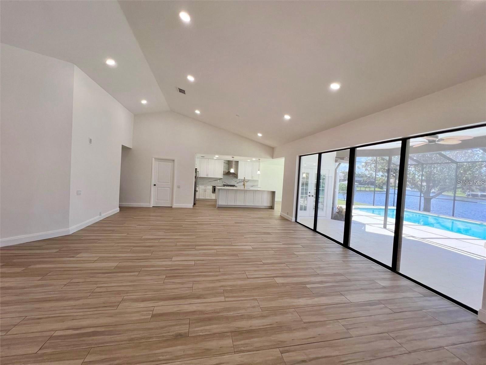 BAYSIDE VILLAGE - Residential