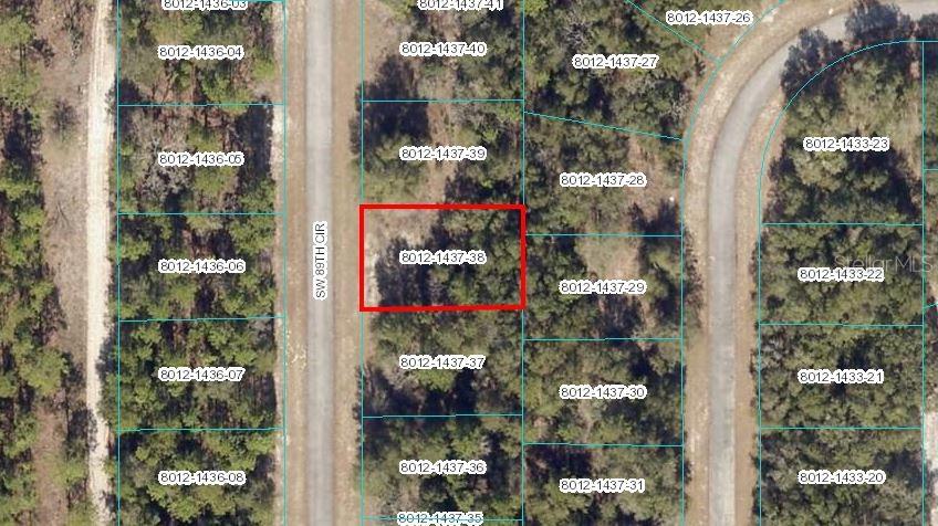 Invest or build your dream home in this residential part of the town! Quick access to Marion Oaks Blvd. Close to golf courses, parks and schools, this lot offers something for everyone!