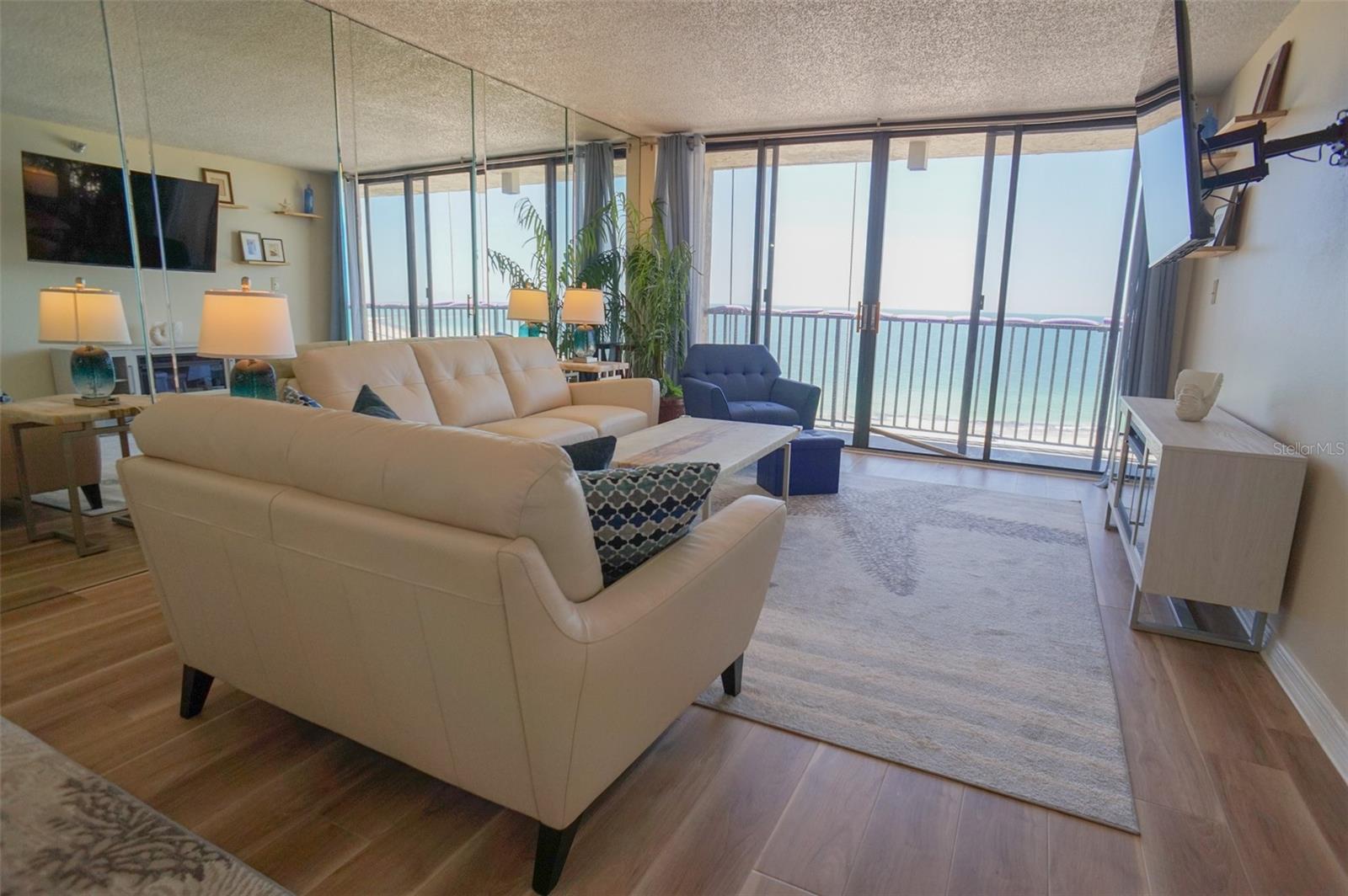 LIGHTHOUSE TOWERS CONDO - Residential Lease