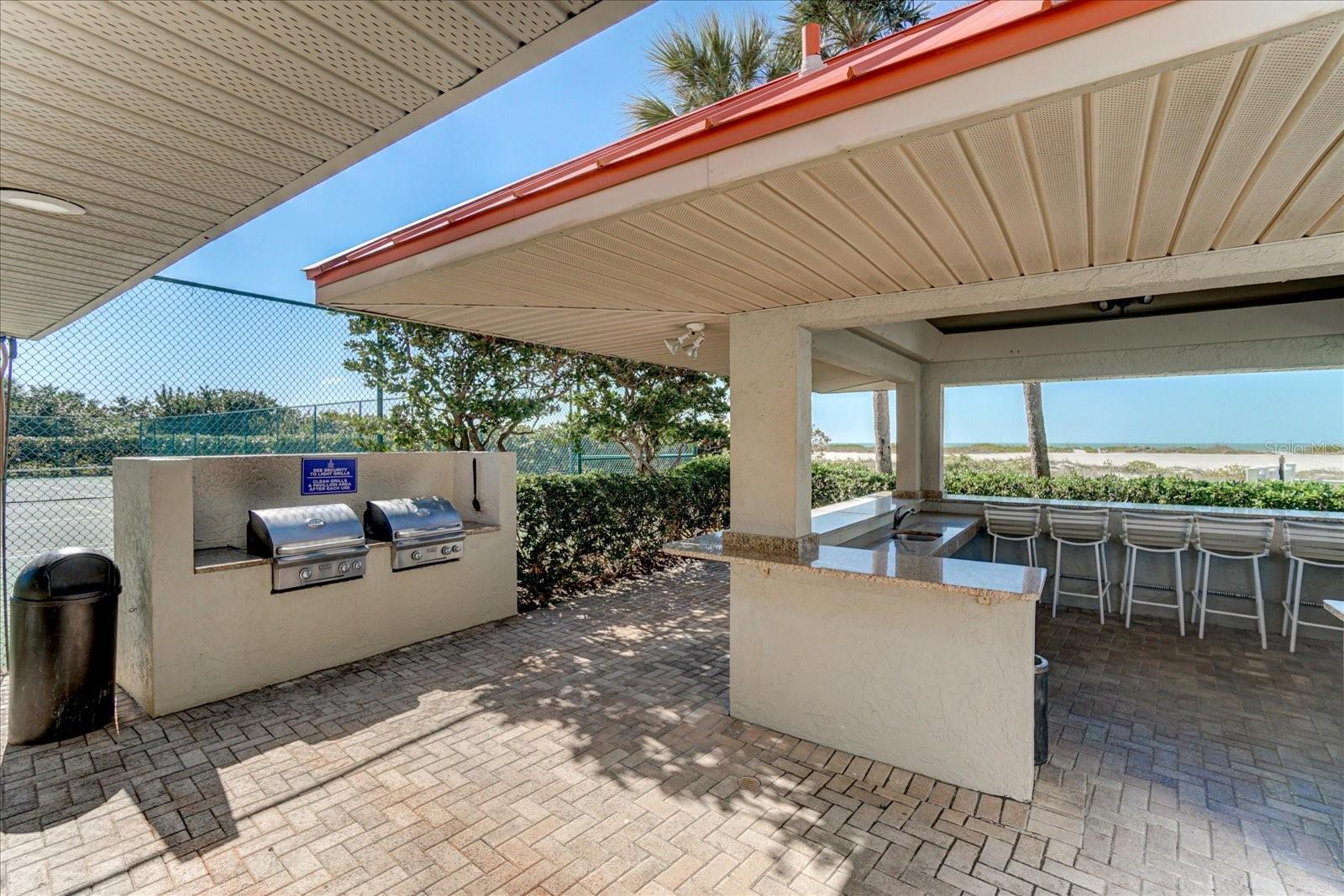 LIGHTHOUSE TOWERS CONDO - Residential Lease