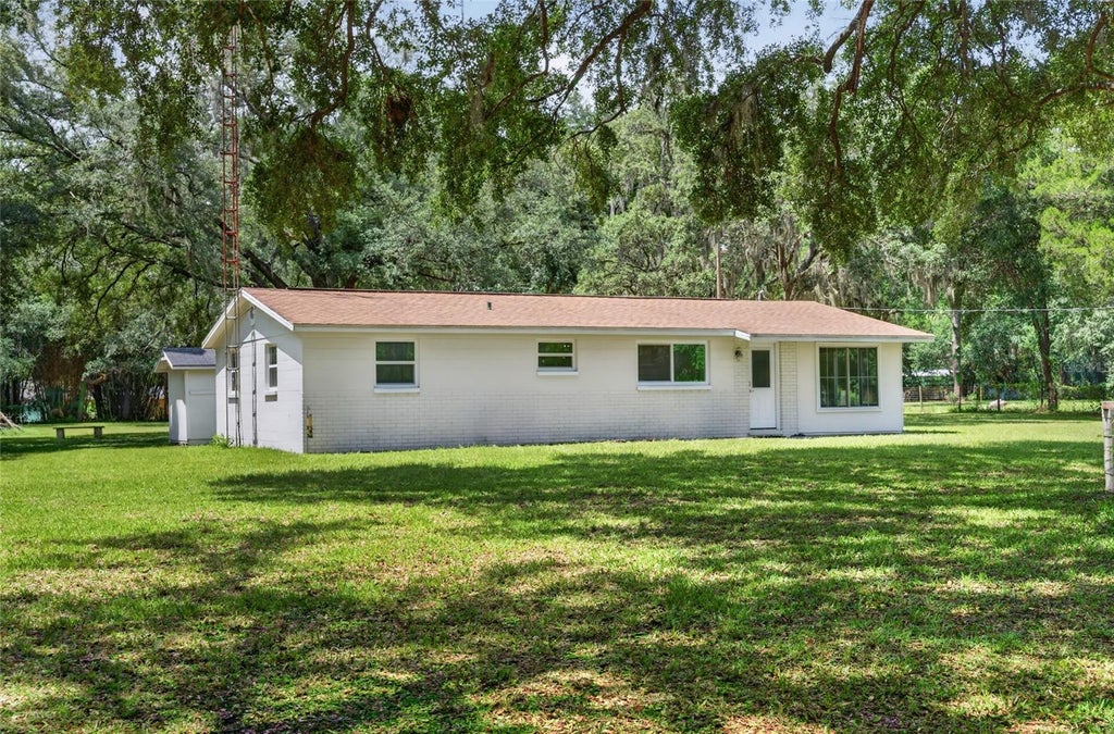 Photo of 11782 SW 140th Street, Dunnellon, FL 34432 (MLS # OM726770)
