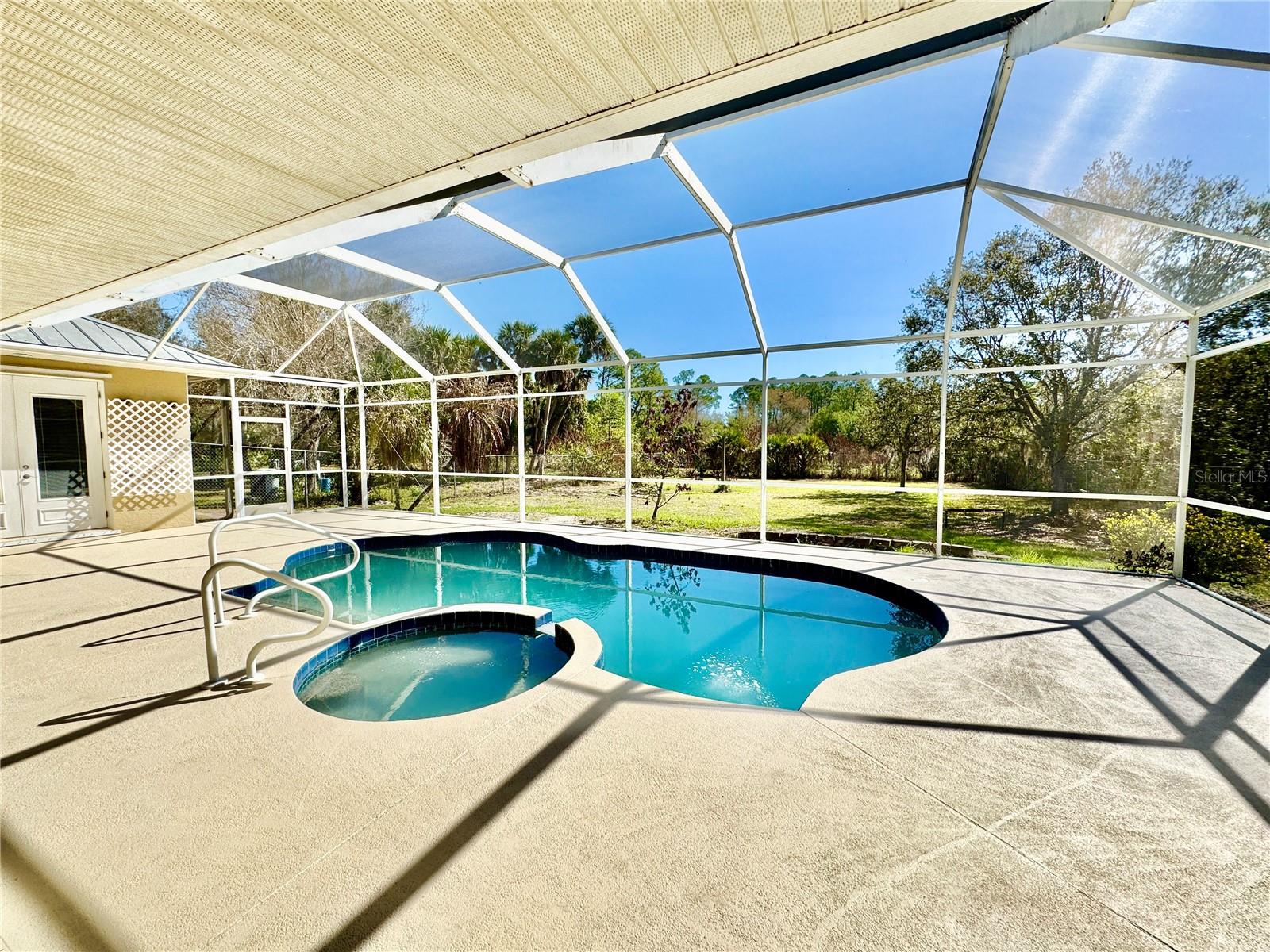 NORTH PORT CHARLOTTE ESTATES ADD 01 - Residential