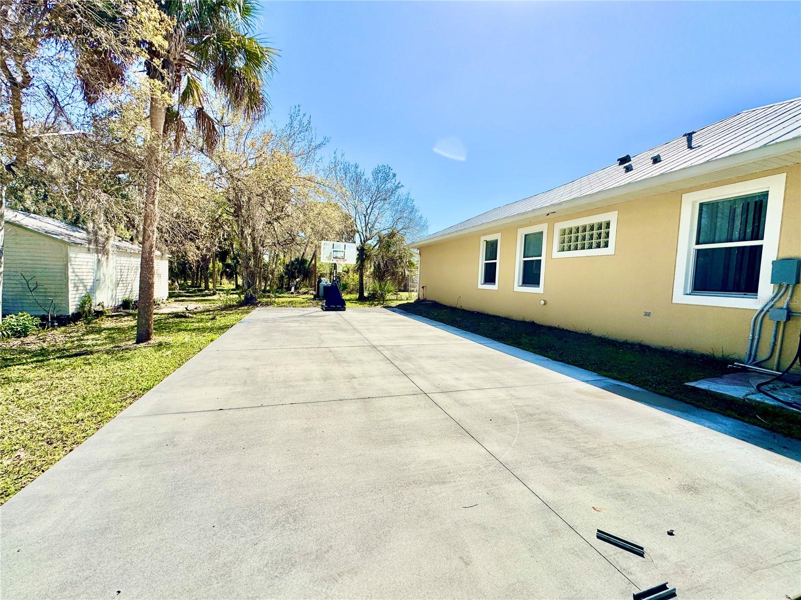 NORTH PORT CHARLOTTE ESTATES ADD 01 - Residential