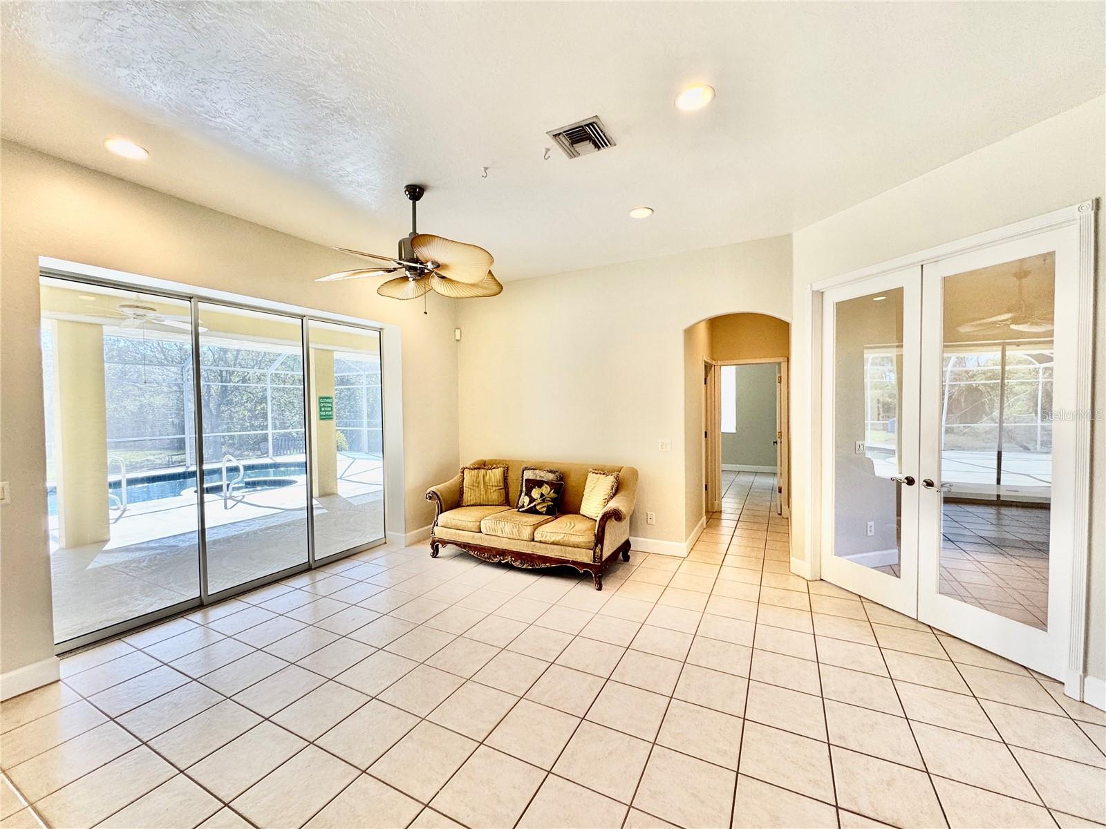 NORTH PORT CHARLOTTE ESTATES ADD 01 - Residential