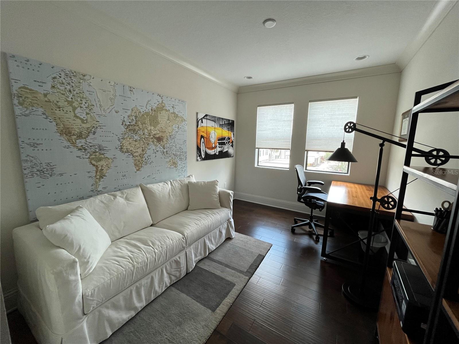 VALENCIA ROSEMARY PLACE TWNHMS - Residential Lease