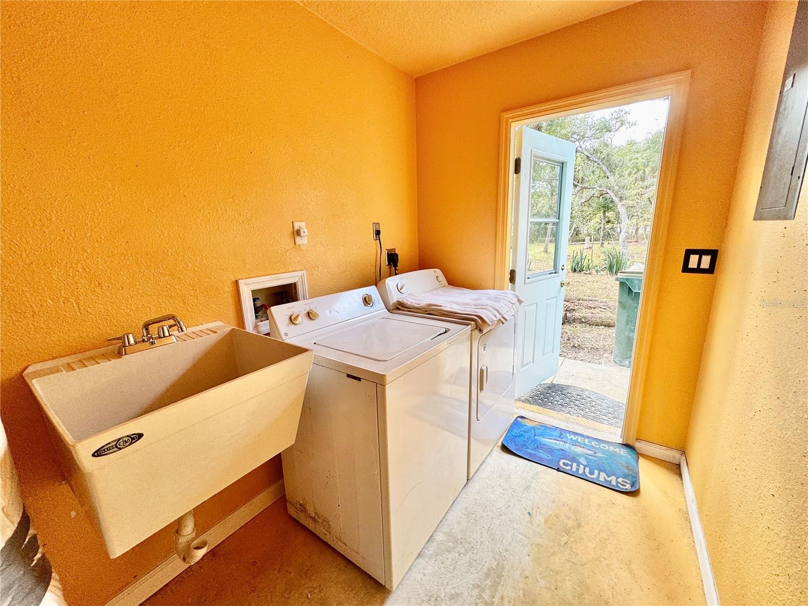 NORTH PORT CHARLOTTE ESTATES ADD 01 - Residential