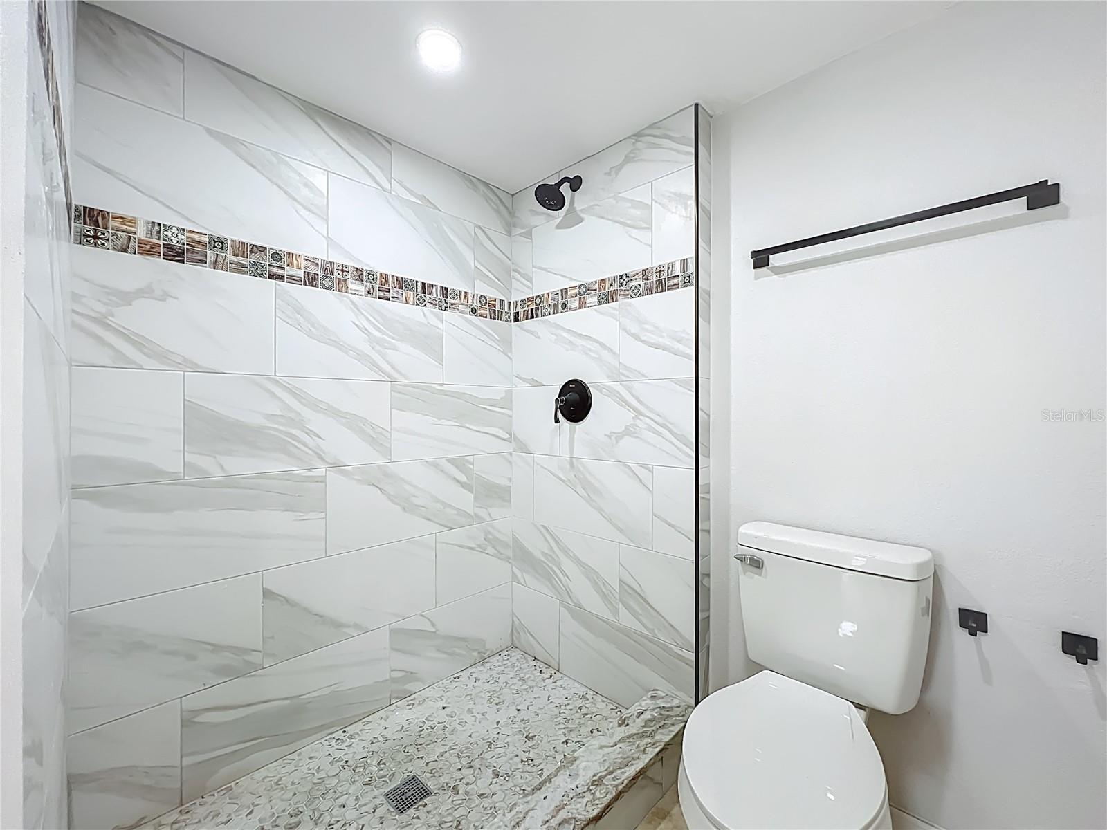 TAMARIND PH 03 - Residential