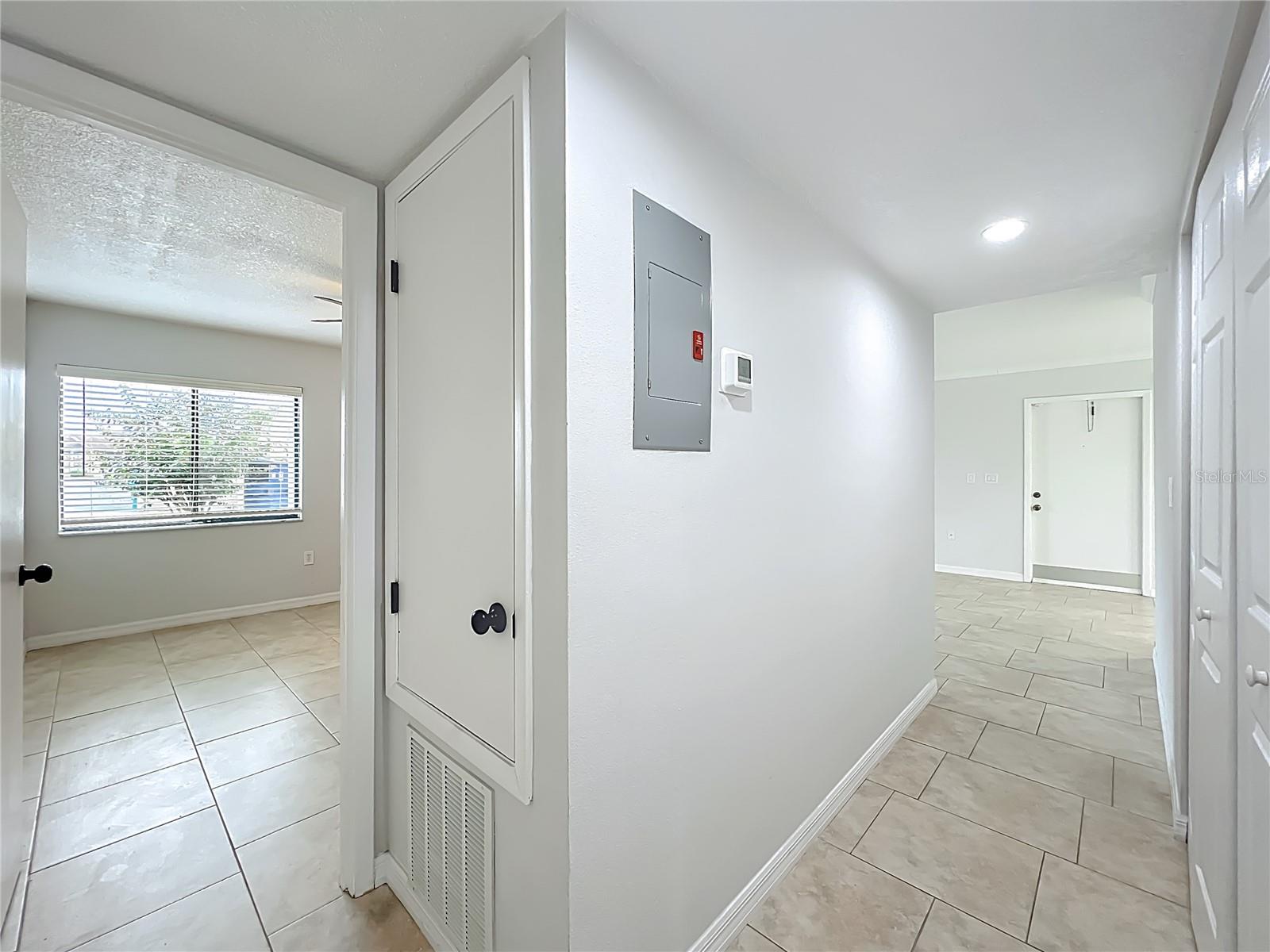 TAMARIND PH 03 - Residential