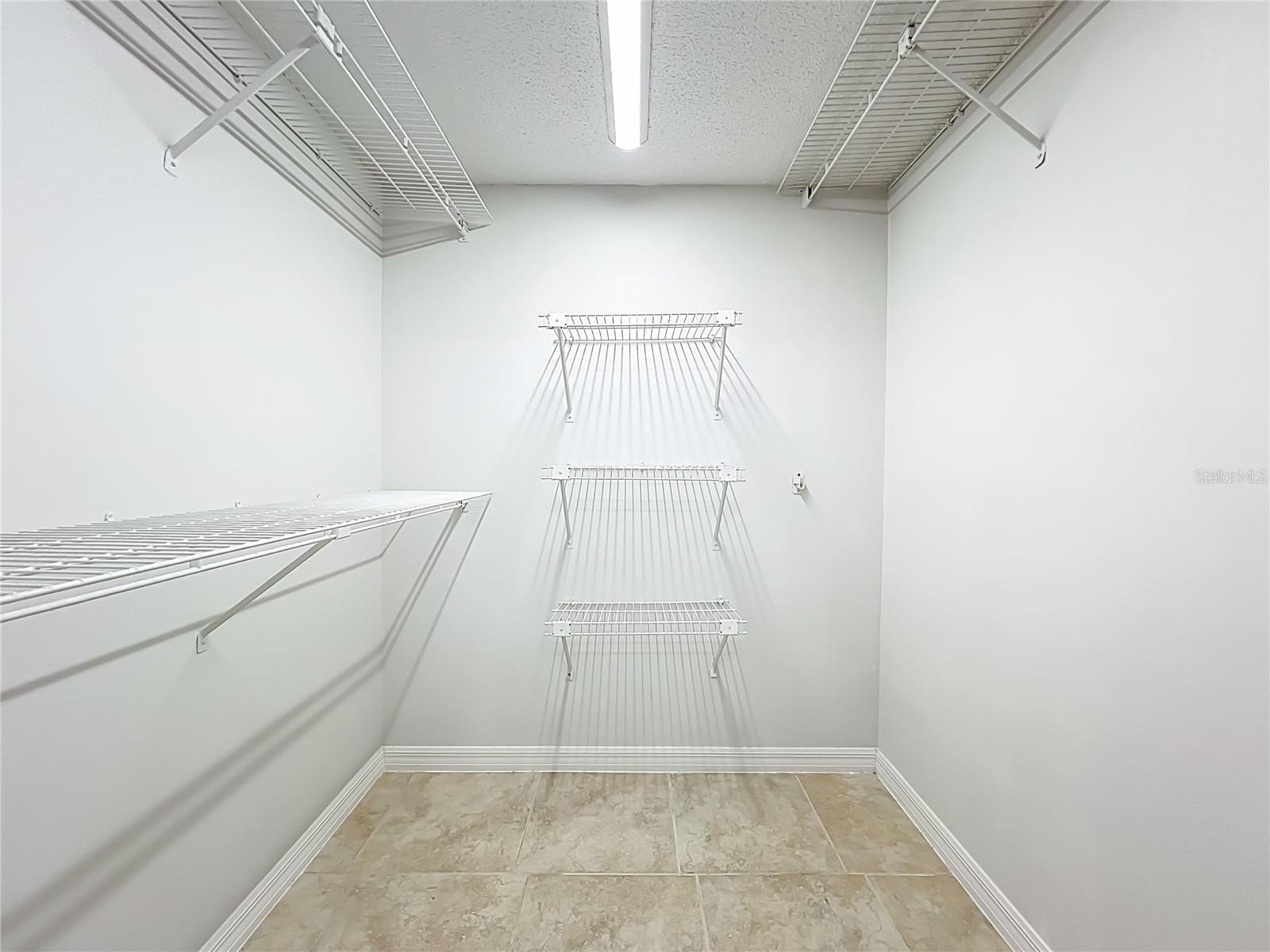 TAMARIND PH 03 - Residential