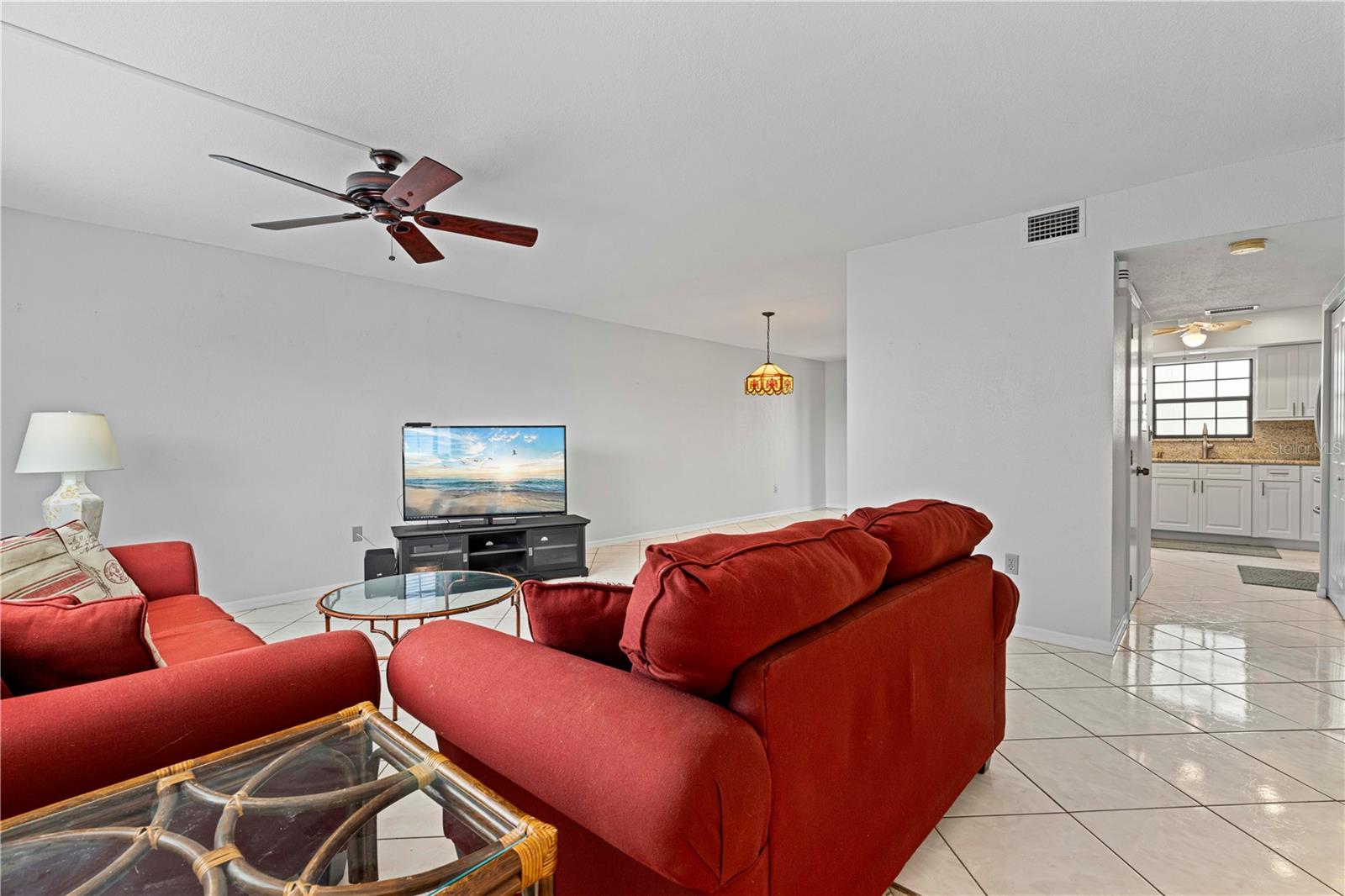 WIN-QUIST TWNHS - Residential