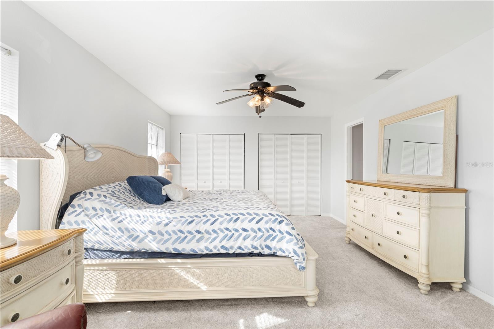 WIN-QUIST TWNHS - Residential