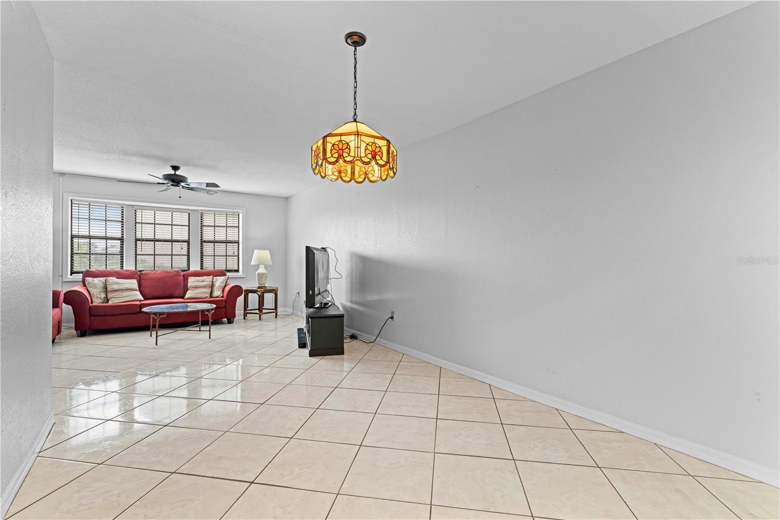 WIN-QUIST TWNHS - Residential