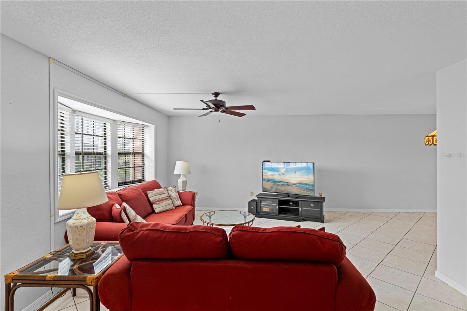 WIN-QUIST TWNHS - Residential