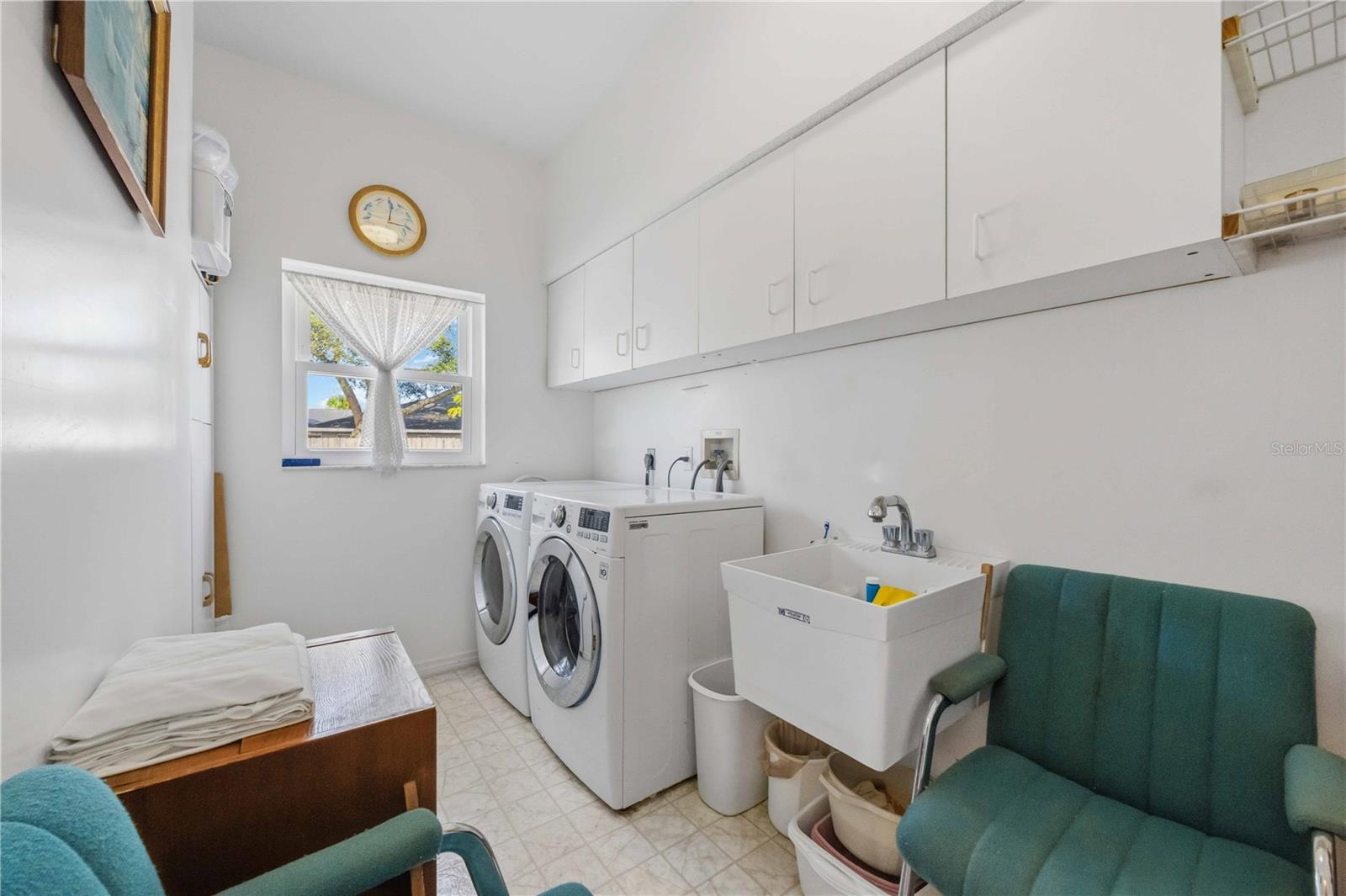 VENICE ACRES - Residential