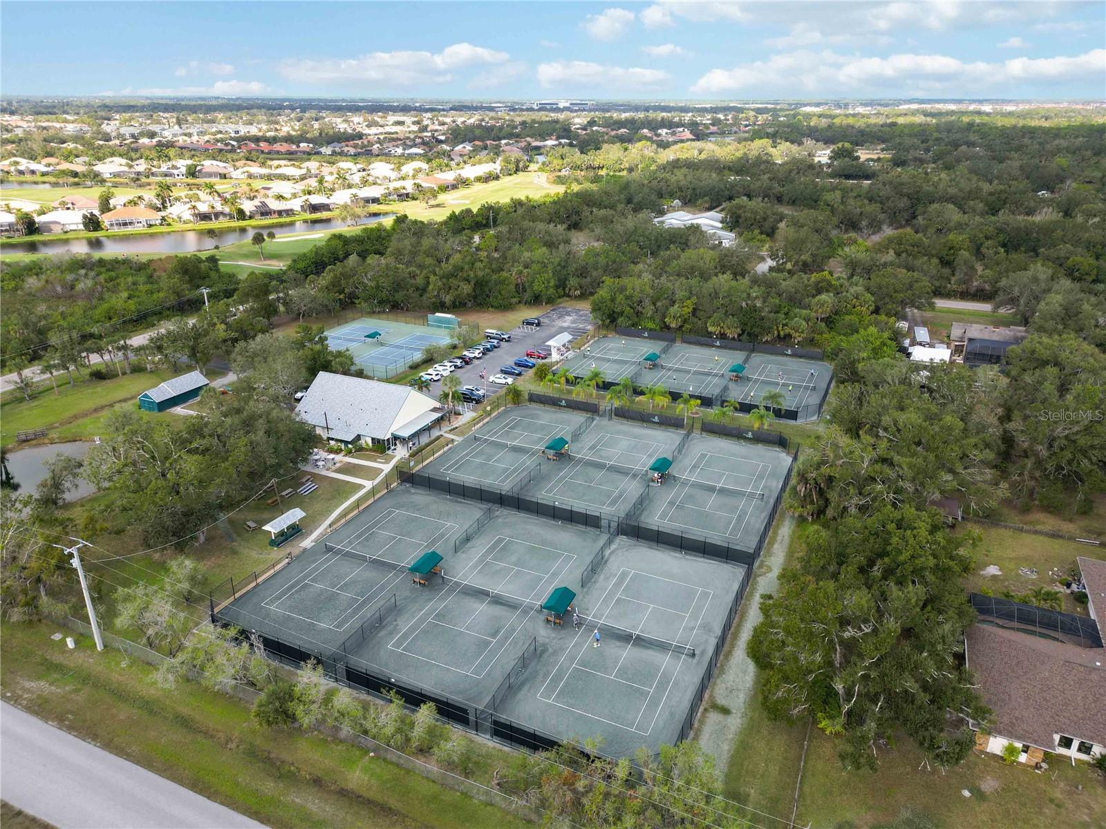 VENICE ACRES - Residential