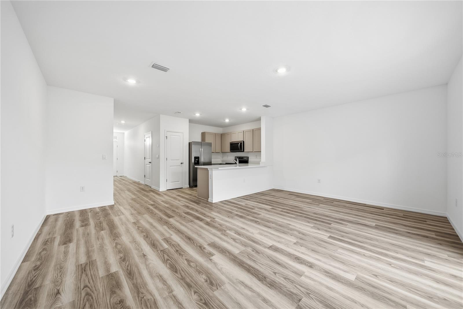 WOODCREEK - Residential Lease