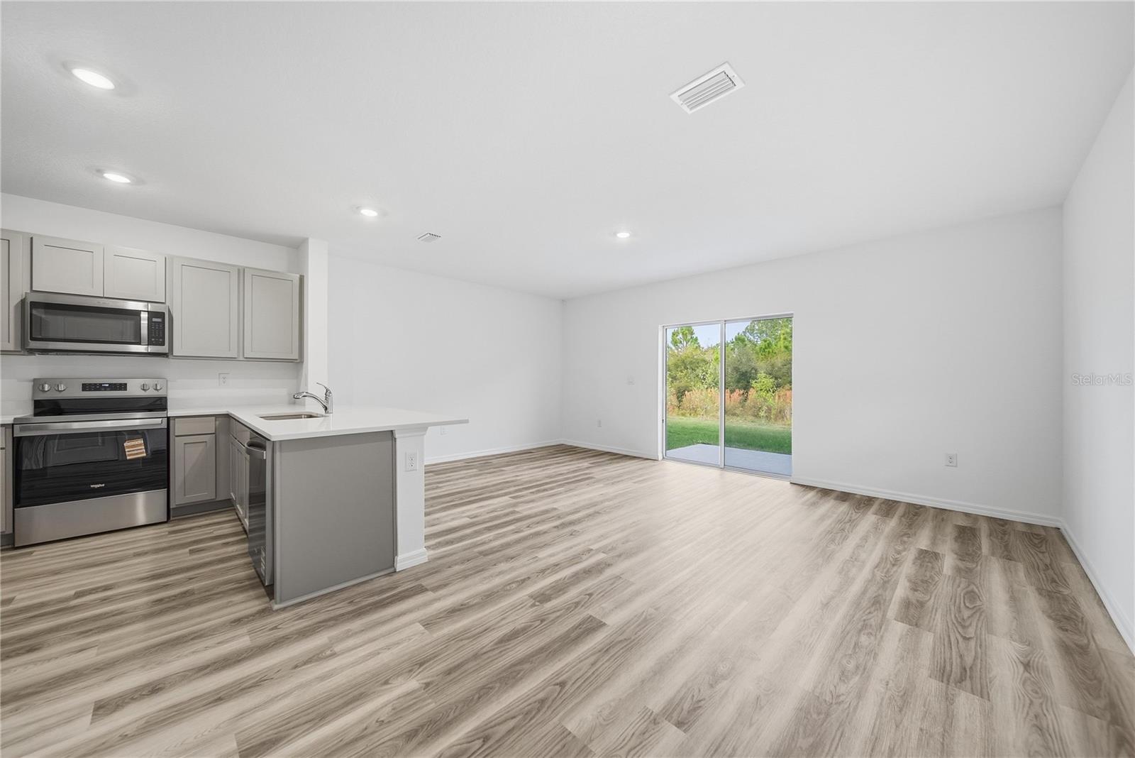 WOODCREEK - Residential Lease