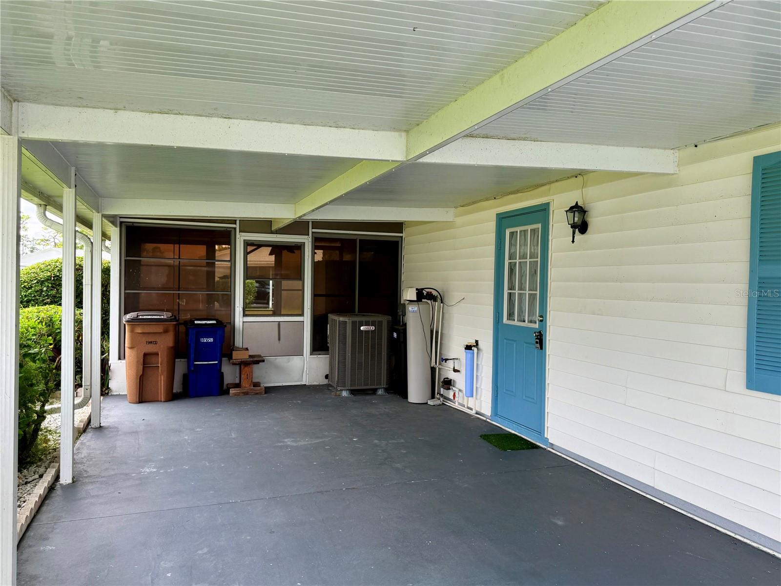 PINEWOOD CONDO - Residential