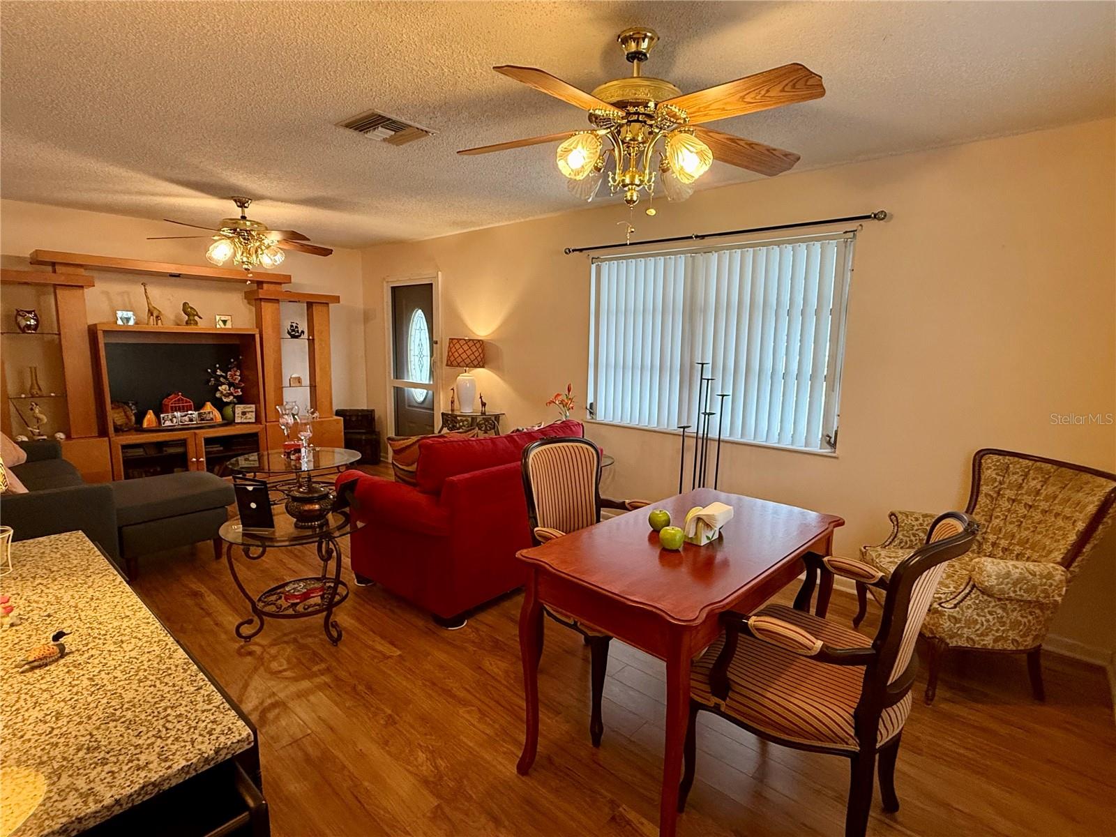 PINEWOOD CONDO - Residential