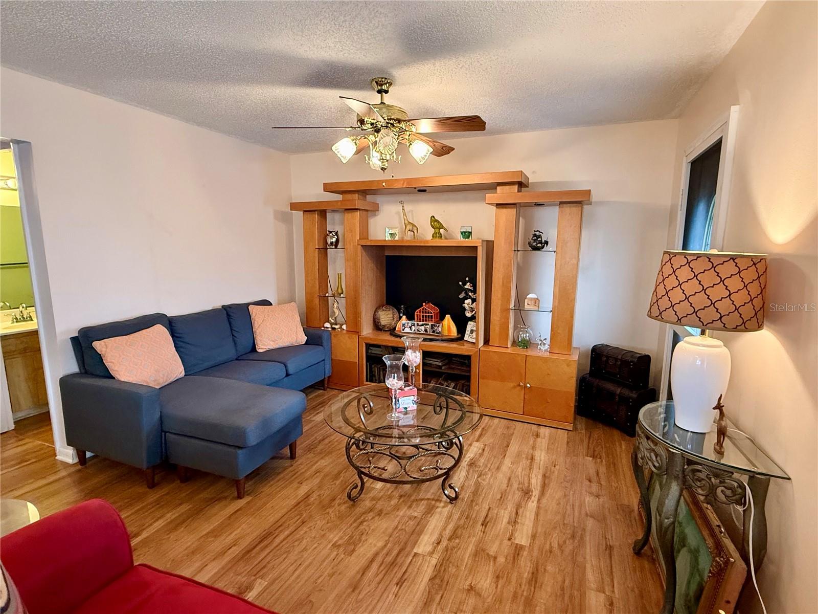 PINEWOOD CONDO - Residential