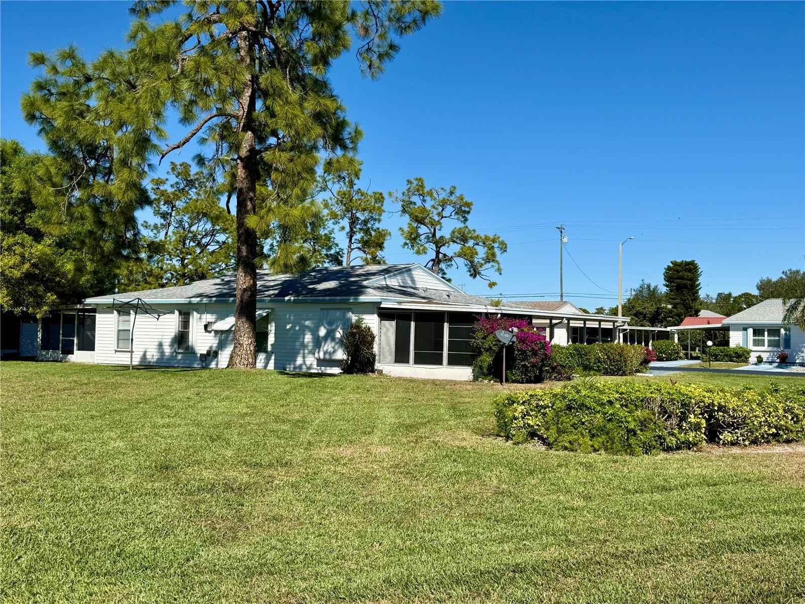 PINEWOOD CONDO - Residential