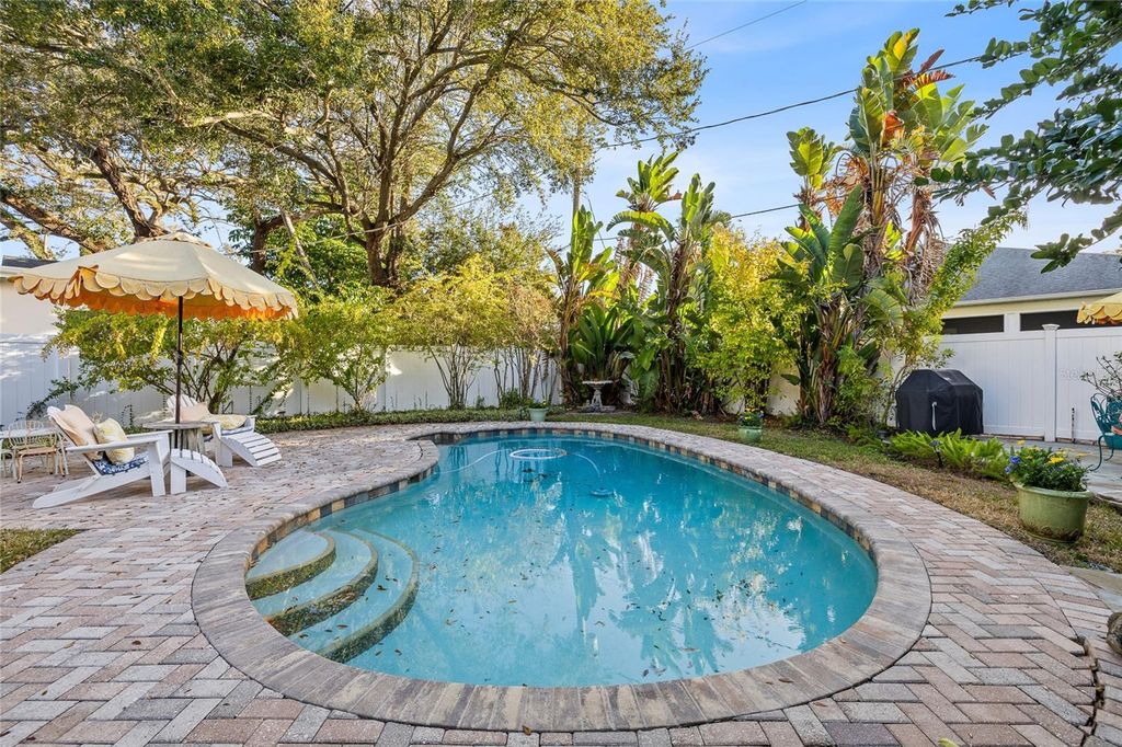 Photo of 212 S Coolidge Avenue, Tampa, FL 33609 (MLS # TB8495025)