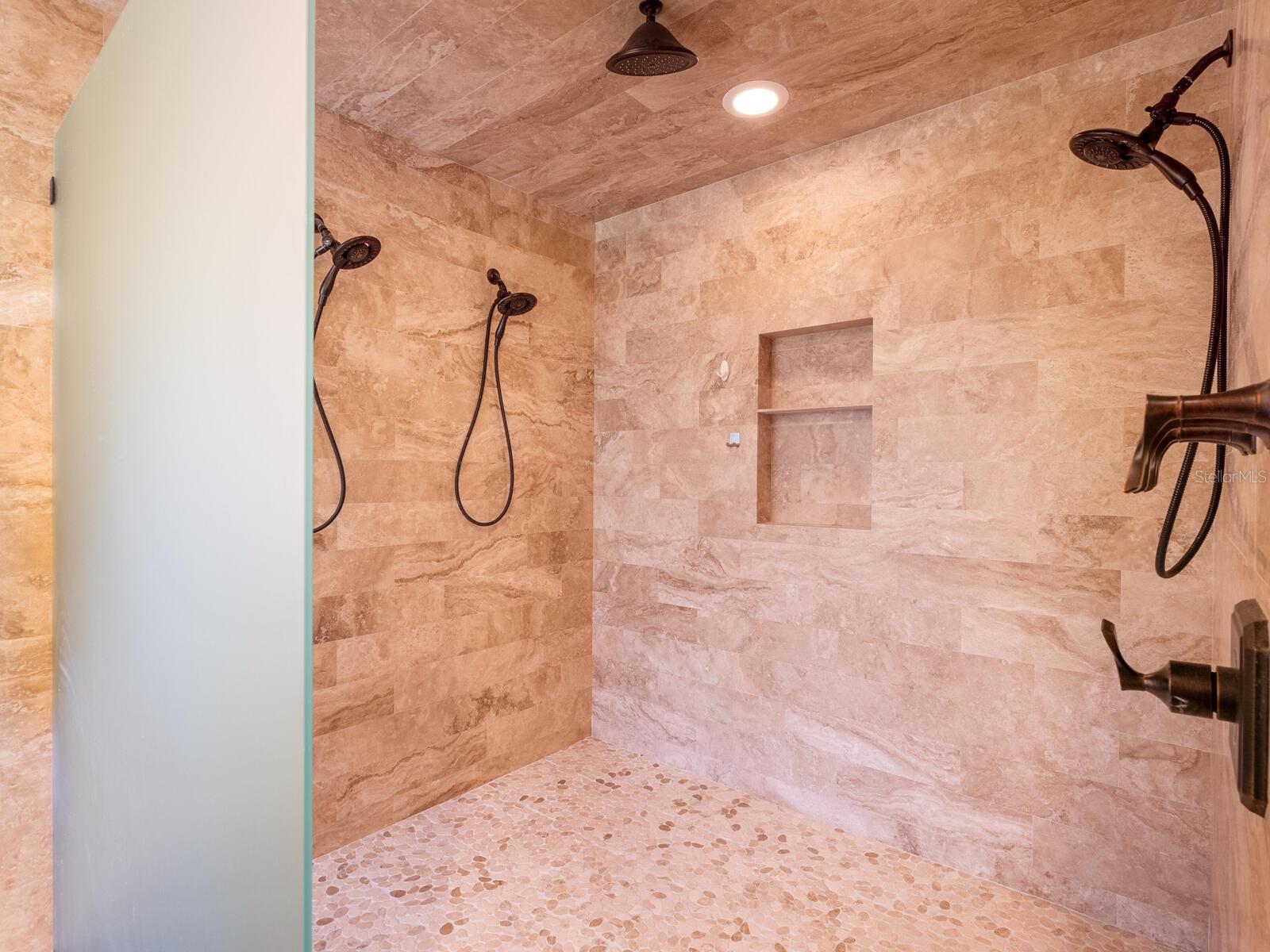 ROYAL PALM HARBOR - Residential