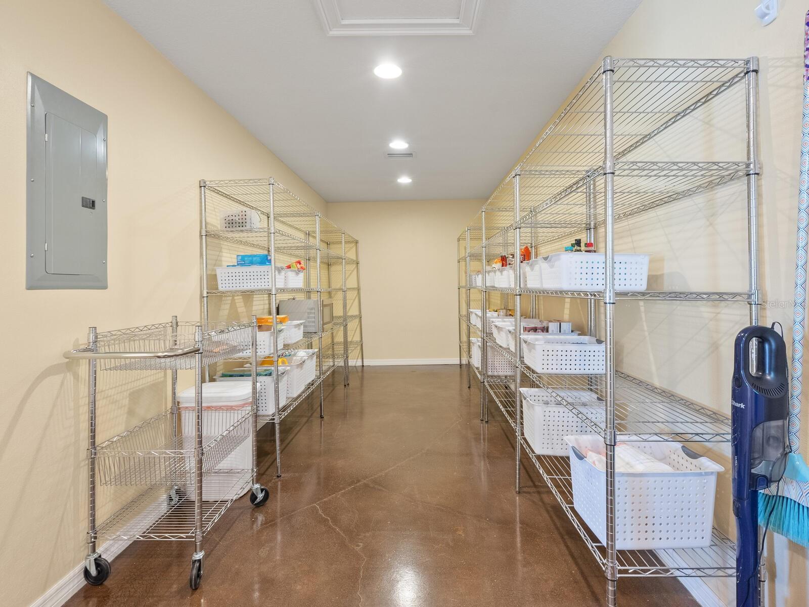 ROYAL PALM HARBOR - Residential