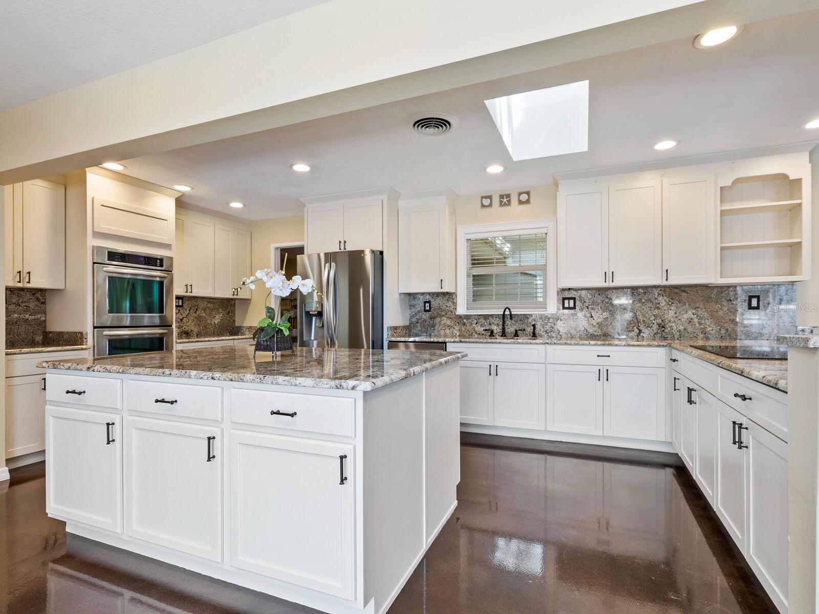 ROYAL PALM HARBOR - Residential