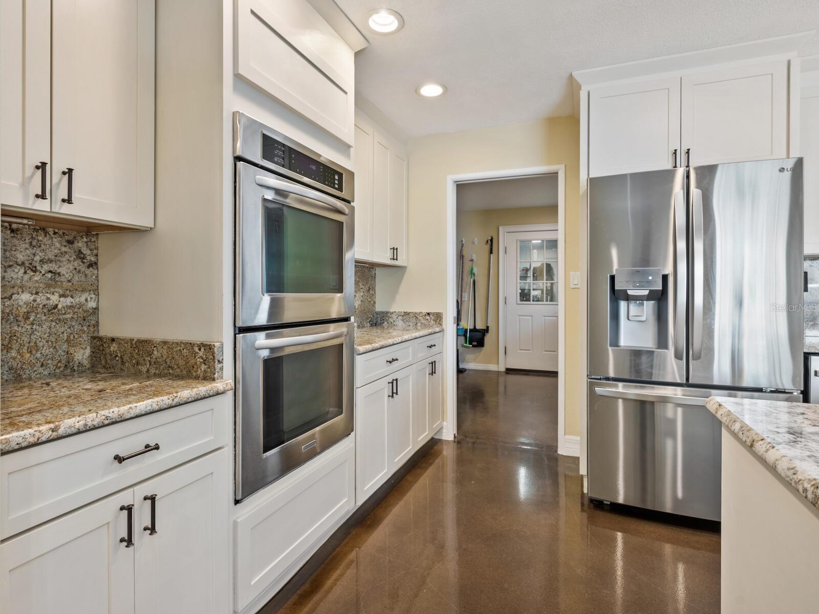 ROYAL PALM HARBOR - Residential