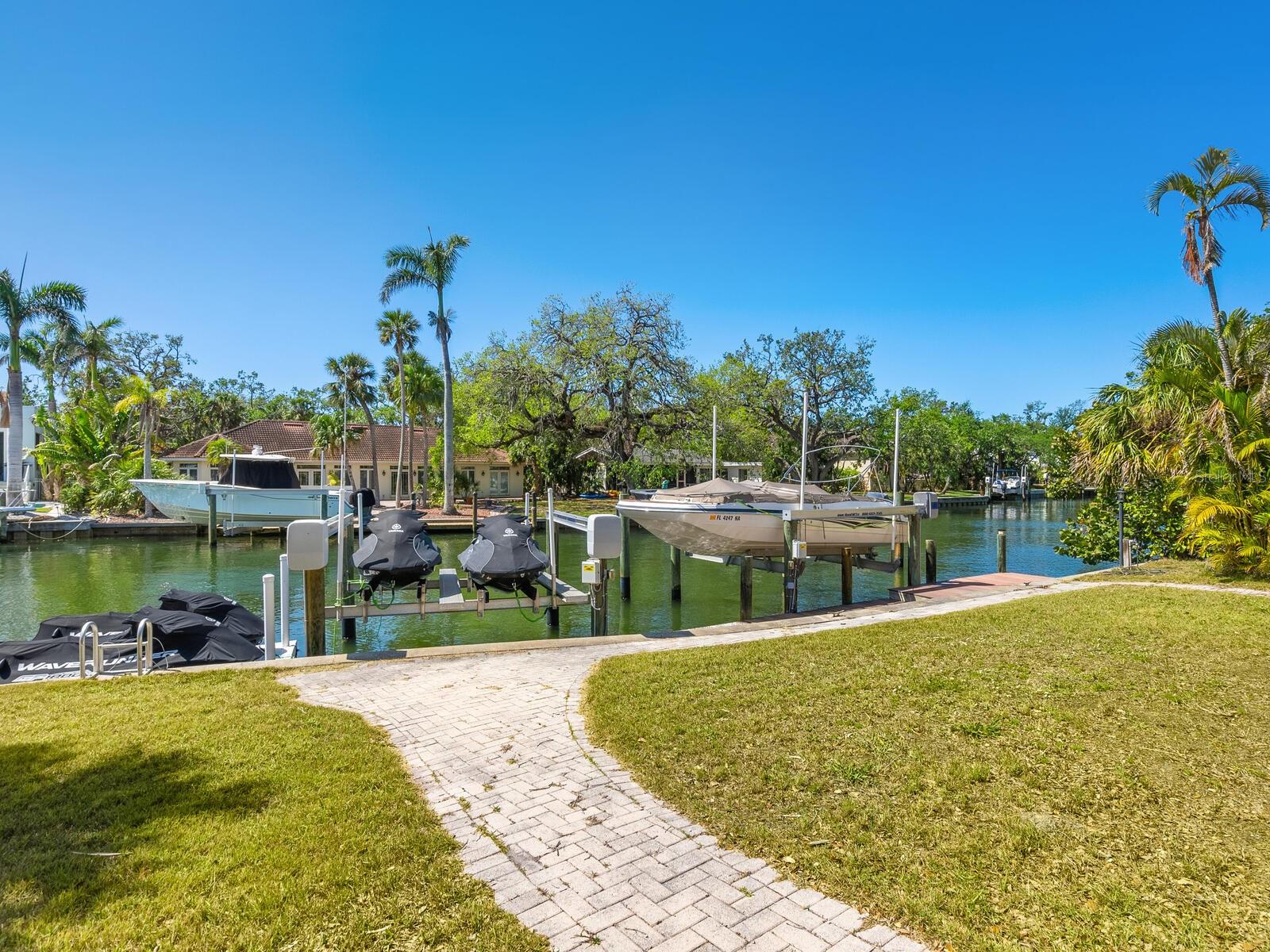 ROYAL PALM HARBOR - Residential