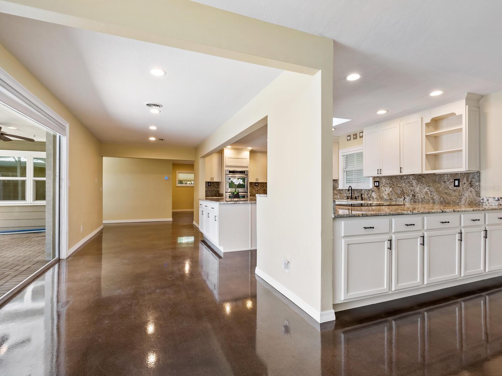 ROYAL PALM HARBOR - Residential