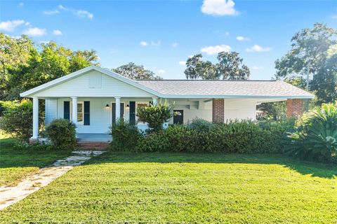 Photo of 123 SE 1st Street, Williston, FL 32696 (MLS # GC540595)